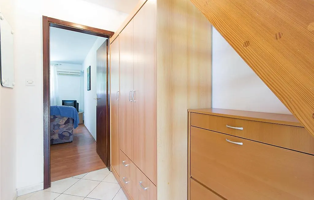 Apartment Pula 2 0*,  Croazia