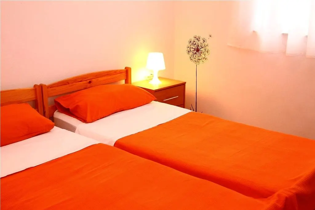 Apartment Pula 2 0*,  Croazia